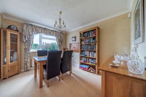 Dining room - click for photo gallery